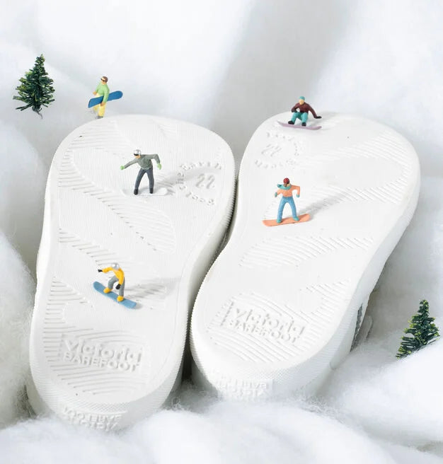 VICTORIA OLIVER TIRAS BAREFOOT EFECTO PIEL MONOCROMO BLANCO