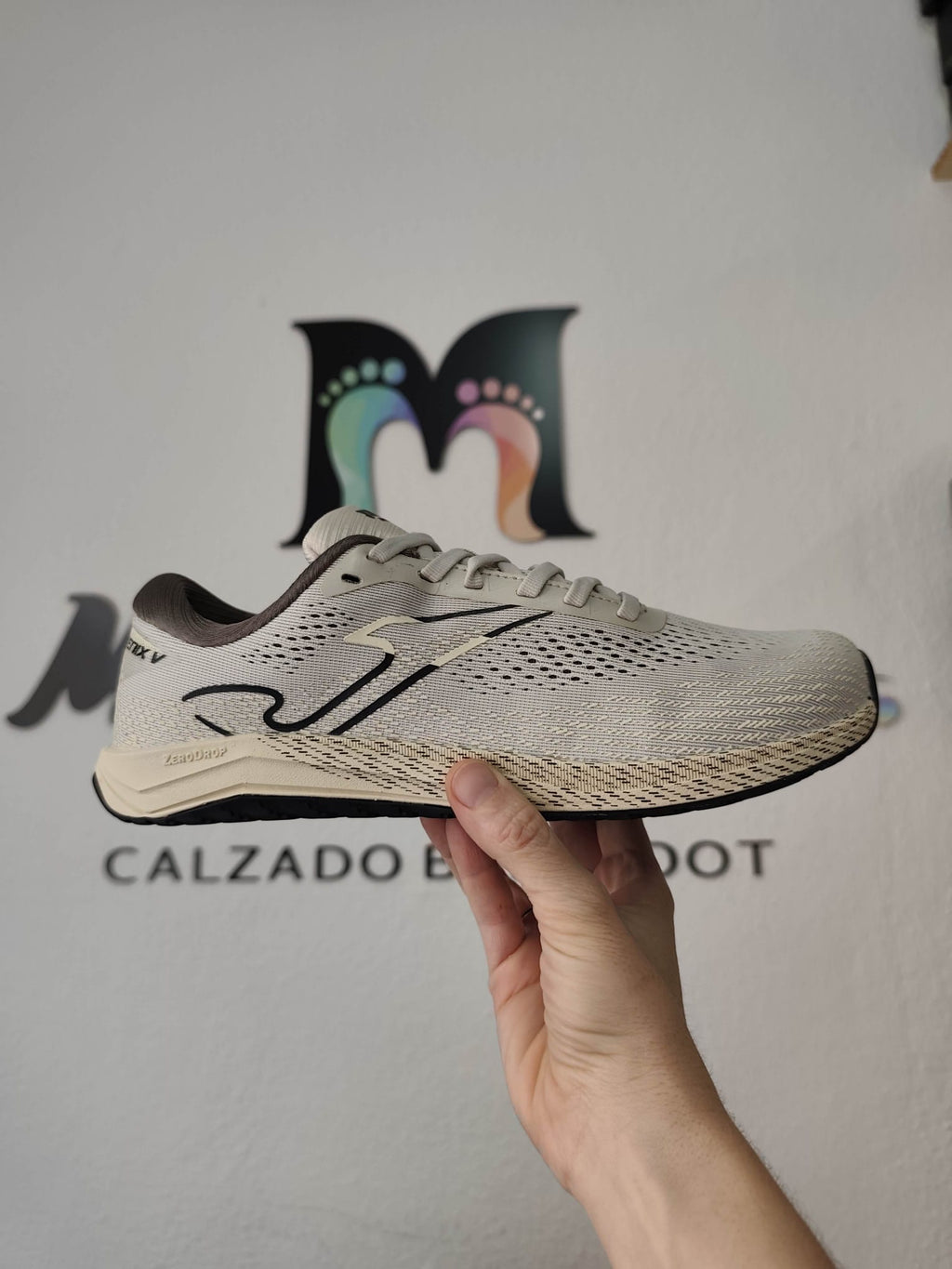 Joma Barefoot Fénix Beige
